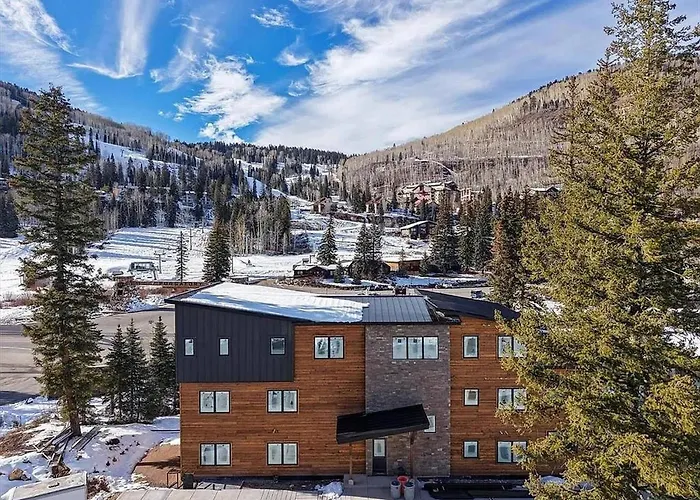 2Br Mountain Retreat | Pool,Hot Tub,Views, Luxury